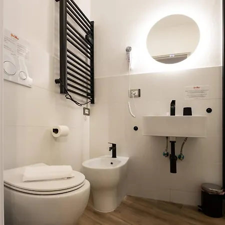 Be Max 招待所 罗马